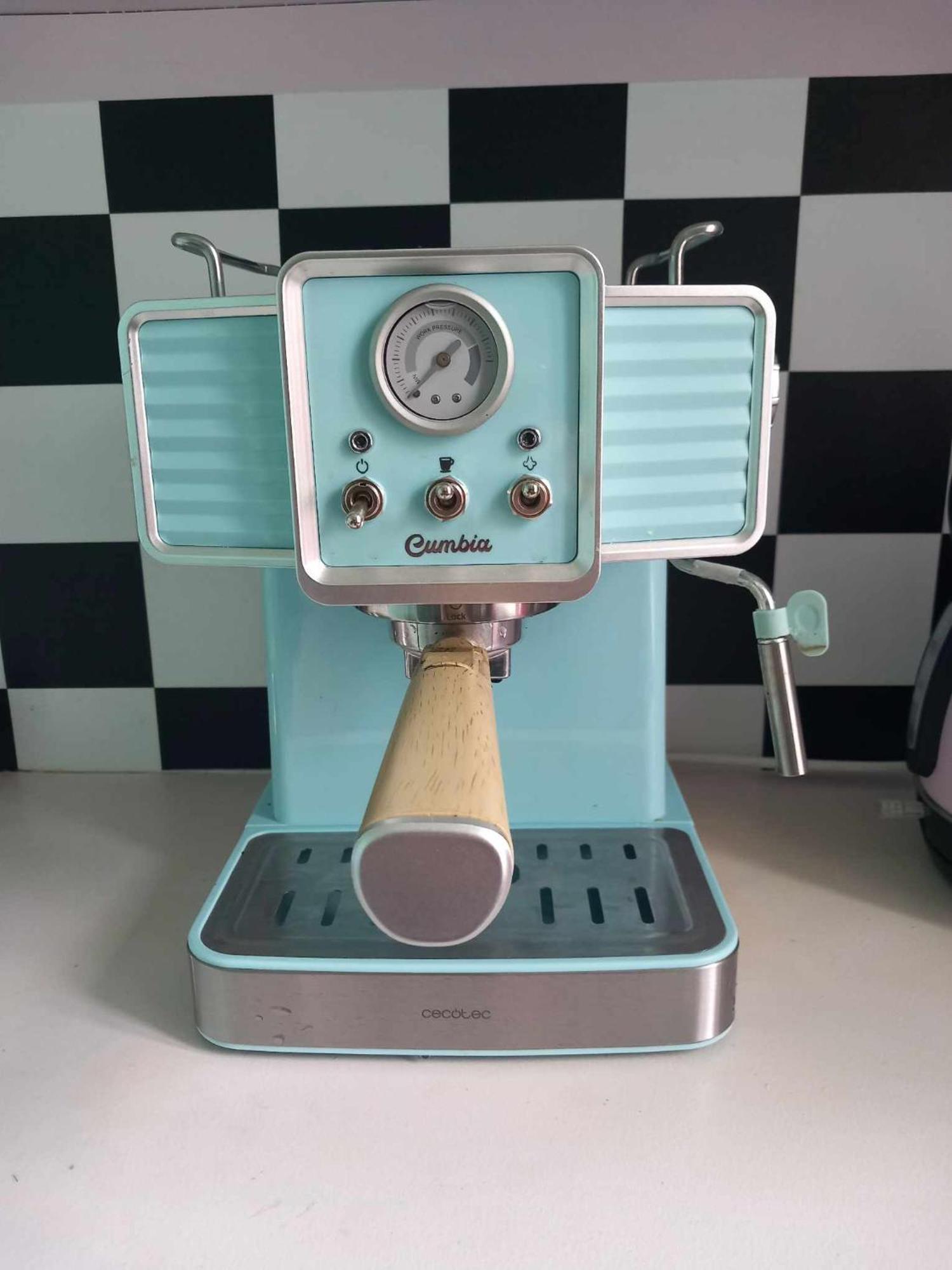 Ferienwohnung Vintage ,La Capsule Temporelle Wifi Draps Parking Publique Gratuit Thiers Exterior foto